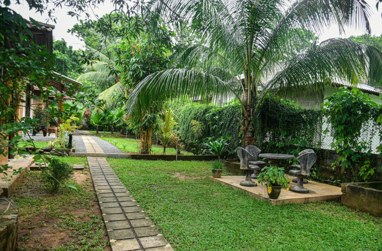 Clay House Hotel Udawalawe Eksteriør billede